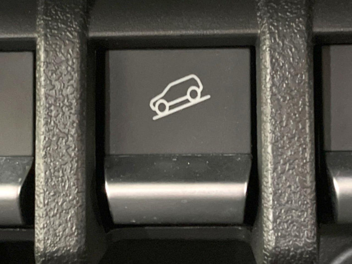 2026 Suzuki Jimny Nomad 3BA-JC74W (UW-69f021ae85326)[27]