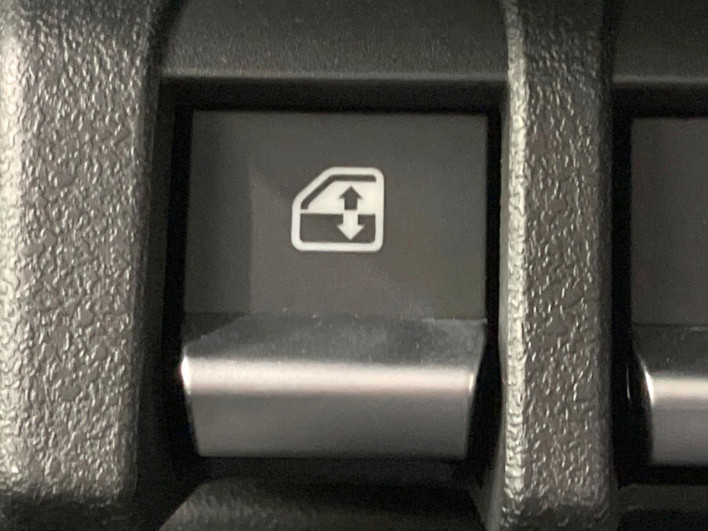 2026 Suzuki Jimny Nomad 3BA-JC74W (UW-69f021ae85326)[29]