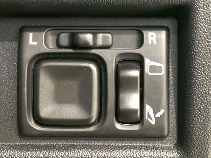 2026 Suzuki Jimny Nomad 3BA-JC74W (UW-69f021ae85326)[18]