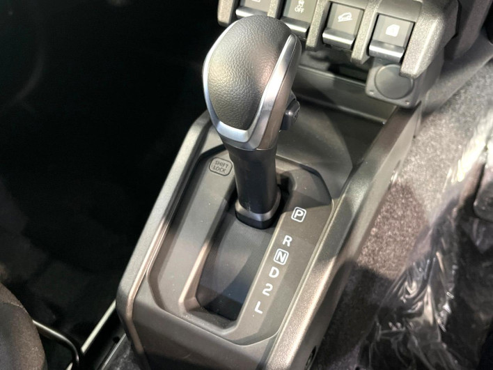 2026 Suzuki Jimny Nomad 3BA-JC74W (UW-69f021b088359)[27]