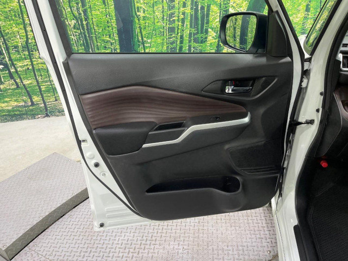 2024 Mitsubishi Delica D:2 5AA-MB37S (UW-69f021b2d985d)[27]