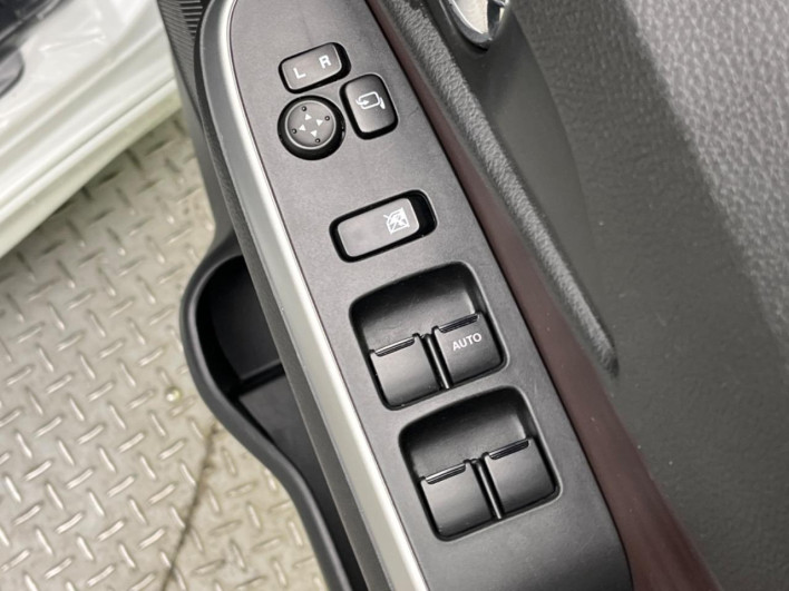 2024 Mitsubishi Delica D:2 5AA-MB37S (UW-69f021b34b3ab)[21]