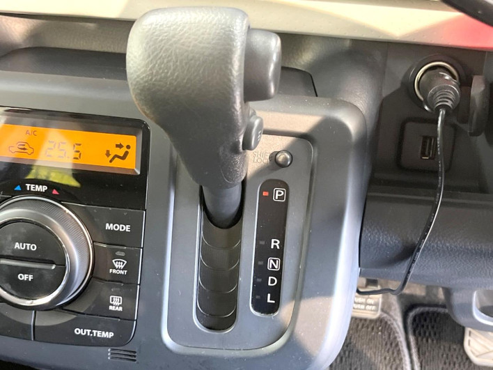 2012 Suzuki MR Wagon DBA-MF33S (UW-69f021b3c247b)[29]