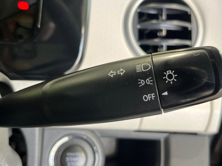 2011 Nissan Moco DBA-MG33S (UW-69f021b4f34eb)[19]