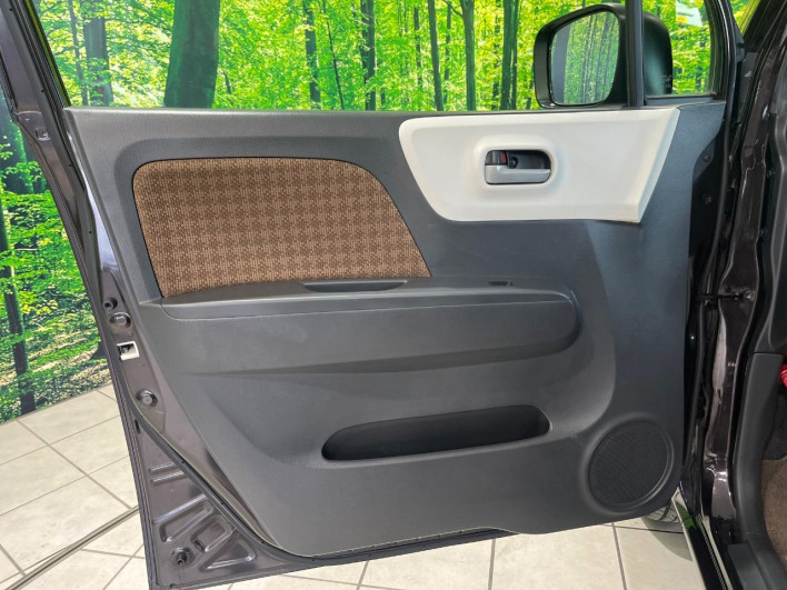 2011 Nissan Moco DBA-MG33S (UW-69f021b4f34eb)[27]