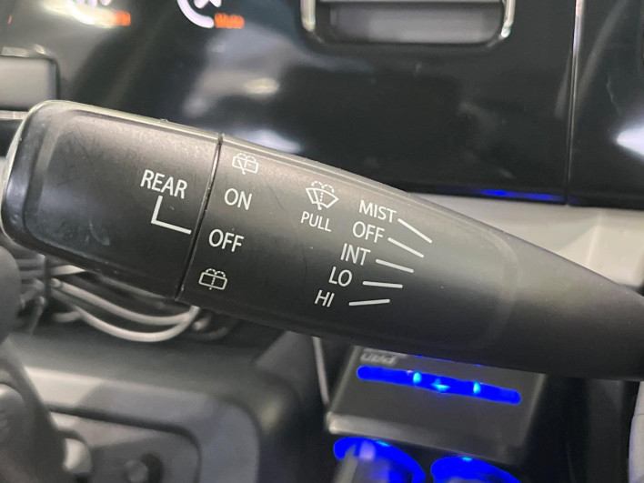 2011 Nissan Moco DBA-MG33S (UW-69f021b4f34eb)[18]