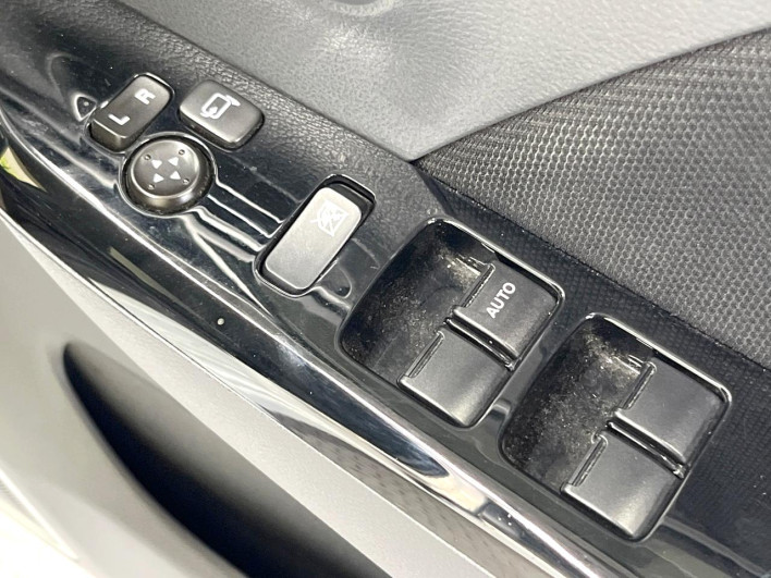 2013 Suzuki Wagon R Stingray DBA-MH34S (UW-69f021b768487)[24]