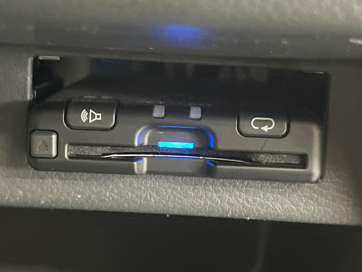 2013 Suzuki Wagon R Stingray DBA-MH34S (UW-69f021b7a65e9)[28]