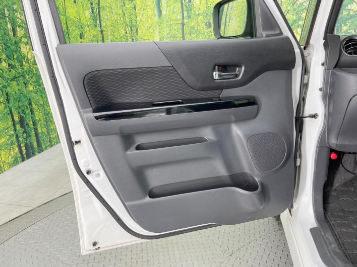 2014 Suzuki Spacia Custom DBA-MK32S (UW-69f021bbc8957)[26]