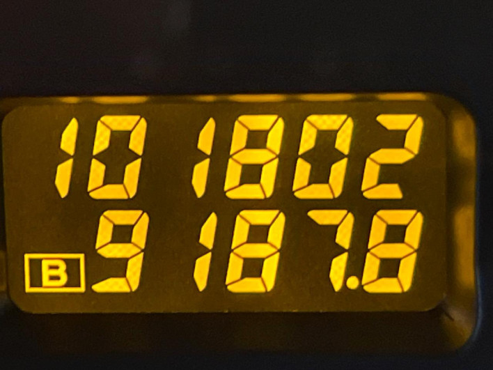 2006 Nissan Elgrand CBA-MNE51 (UW-69f021c886327)[2]