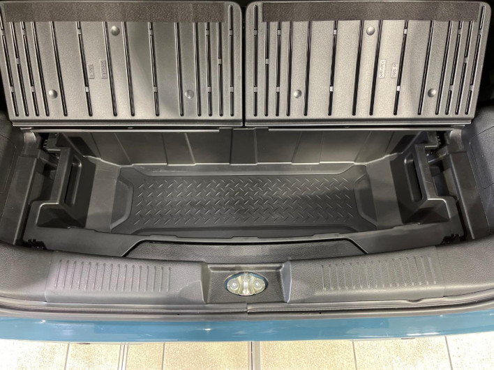 2022 Suzuki Hustler 5AA-MR92S (UW-69f021d275164)[11]