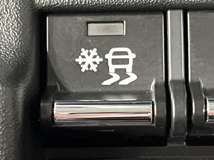 2022 Suzuki Hustler 5AA-MR92S (UW-69f021d275164)[29]