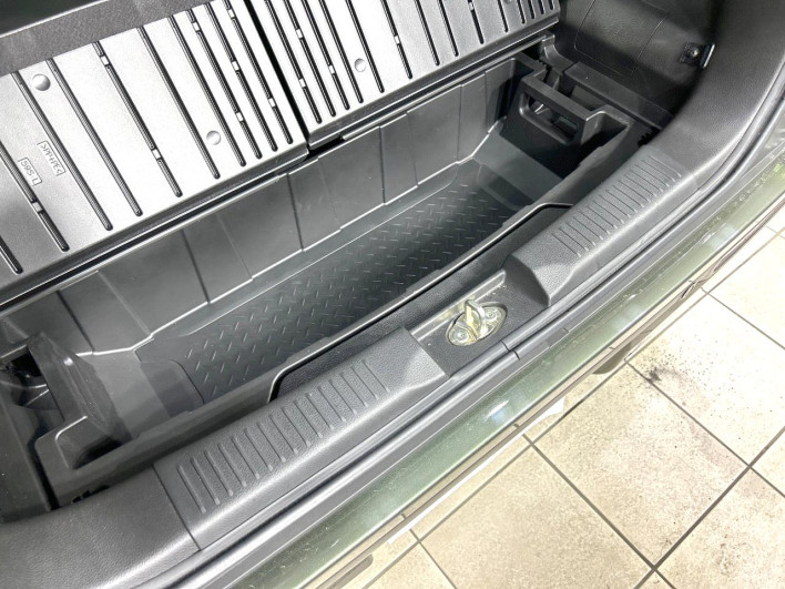 2023 Suzuki Hustler 5AA-MR92S (UW-69f021d4064a1)[28]