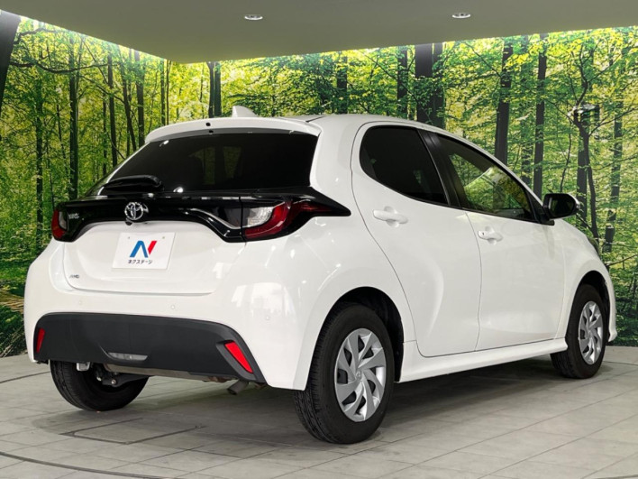 2022 Toyota Yaris 5BA-MXPA15 (UW-69f021d9a46a8)[13]