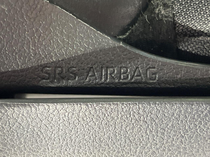 2022 Toyota Yaris 5BA-MXPA15 (UW-69f021d9a46a8)[28]