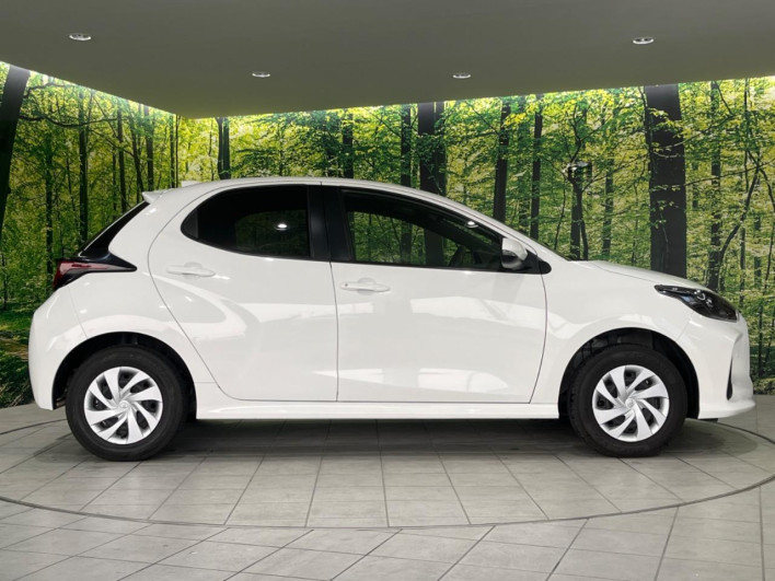 2022 Toyota Yaris 5BA-MXPA15 (UW-69f021d9a46a8)[9]