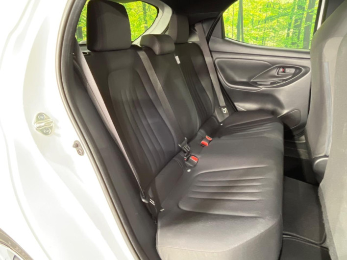 2022 Toyota Yaris 5BA-MXPA15 (UW-69f021d9a46a8)[11]