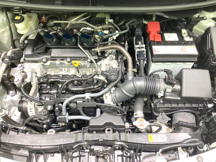 2025 Toyota Yaris Cross 5BA-MXPB10 (UW-69f021da45610)[4]