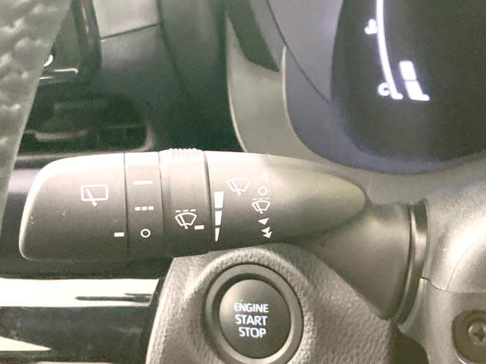 2025 Toyota Yaris Cross 5BA-MXPB10 (UW-69f021da45610)[25]