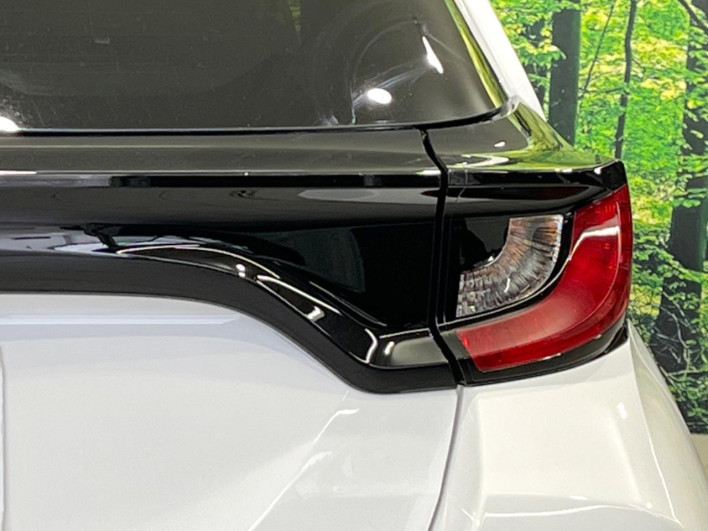 2023 Toyota Yaris 6AA-MXPH10 (UW-69f021db8b0e5)[15]