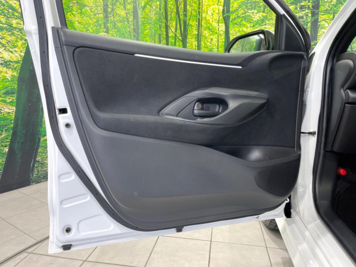 2023 Toyota Yaris 6AA-MXPH10 (UW-69f021db8b0e5)[9]