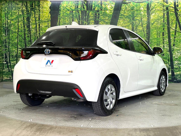 2023 Toyota Yaris 6AA-MXPH10 (UW-69f021dbc5a7e)[10]