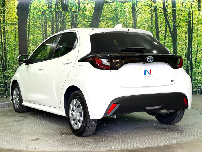 2023 Toyota Yaris 6AA-MXPH10 (UW-69f021dbc5a7e)[12]