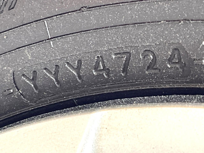 2023 Toyota Yaris 6AA-MXPH10 (UW-69f021dbc5a7e)[17]