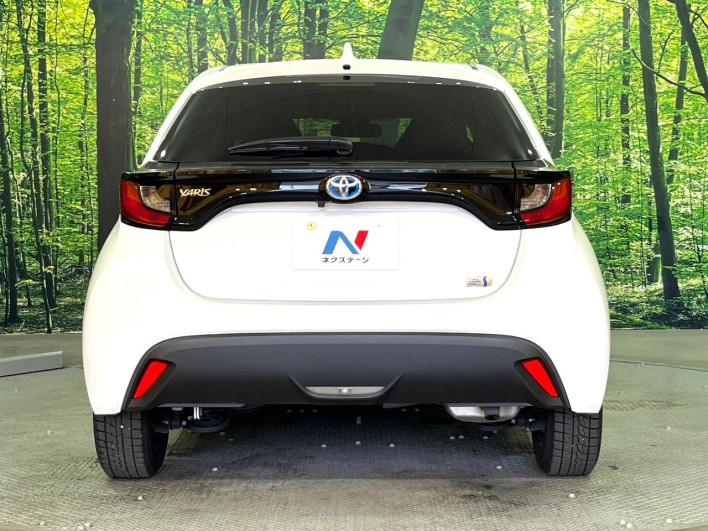 2023 Toyota Yaris 6AA-MXPH10 (UW-69f021dbc5a7e)[11]