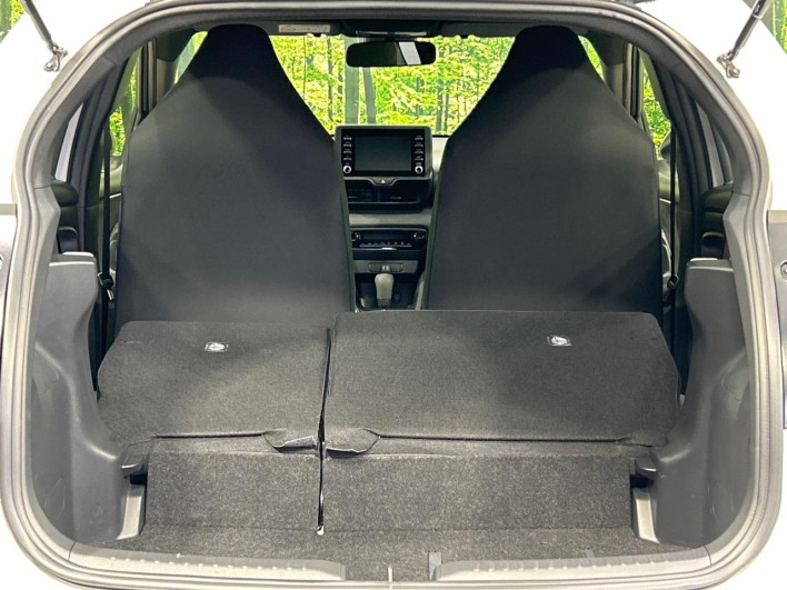 2023 Toyota Yaris 6AA-MXPH10 (UW-69f021dc76818)[29]