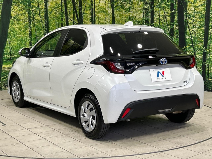 2023 Toyota Yaris 6AA-MXPH10 (UW-69f021dc76818)[21]