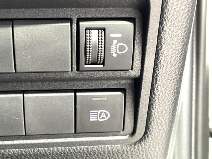 2023 Toyota Yaris 6AA-MXPH10 (UW-69f021dc8bfbe)[21]