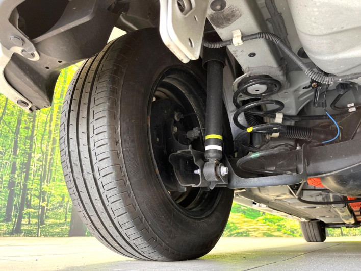 2023 Toyota Yaris 6AA-MXPH10 (UW-69f021dc8bfbe)[13]