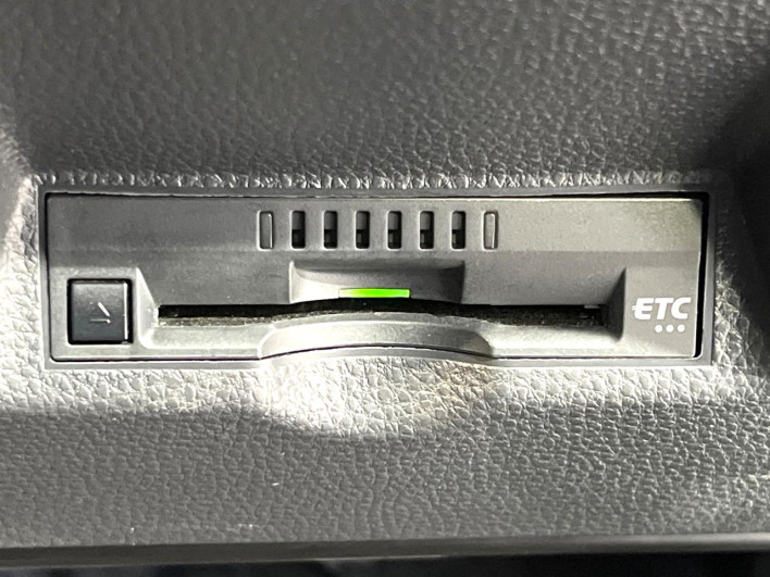 2023 Toyota Yaris 6AA-MXPH10 (UW-69f021dc8bfbe)[22]