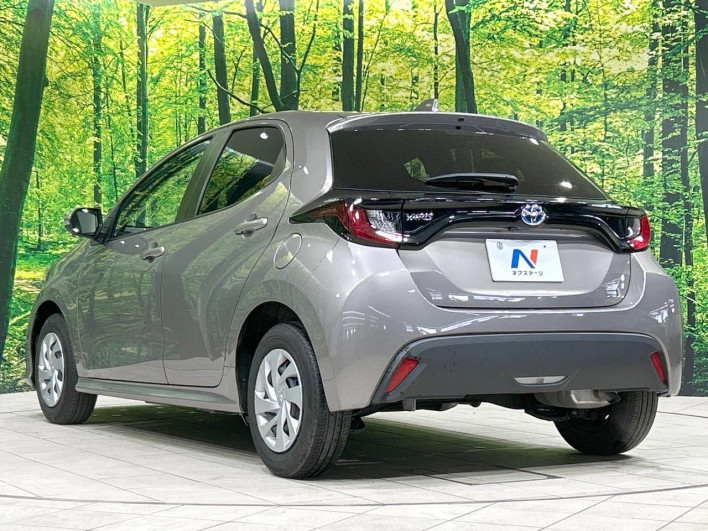 2024 Toyota Yaris 6AA-MXPH10 (UW-69f021dd8f39b)[12]