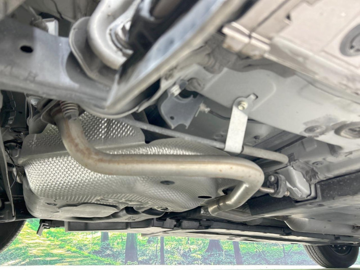 2024 Toyota Yaris 6AA-MXPH10 (UW-69f021dd8f39b)[25]