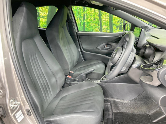 2024 Toyota Yaris 6AA-MXPH10 (UW-69f021dd8f39b)[24]