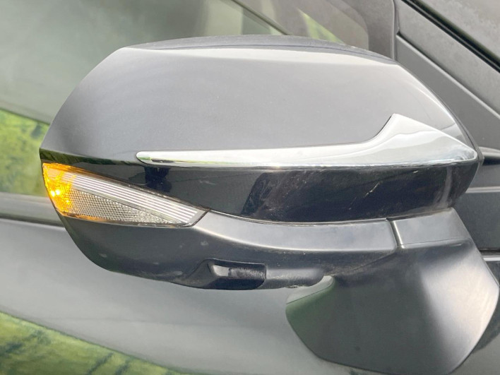 2020 Toyota Yaris Cross 6AA-MXPJ10 (UW-69f021dde7c61)[8]