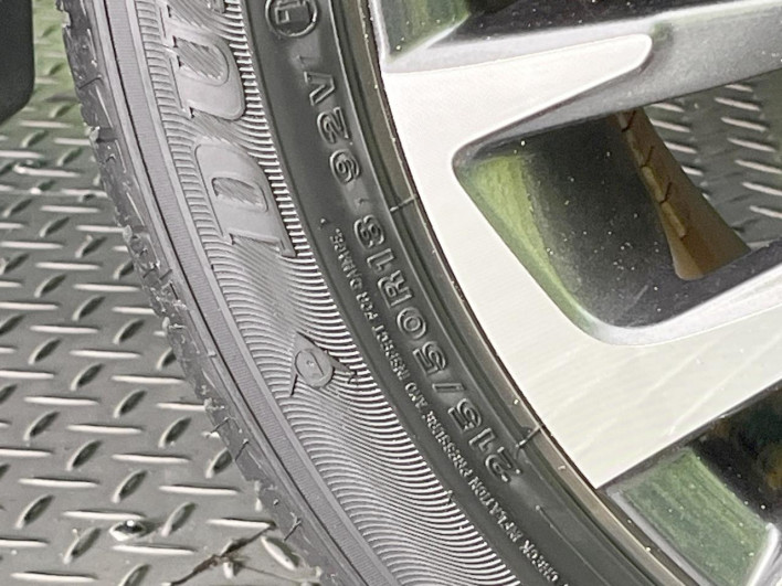 2020 Toyota Yaris Cross 6AA-MXPJ10 (UW-69f021dde7c61)[14]