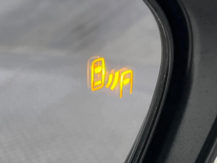 2021 Toyota Yaris Cross 6AA-MXPJ10 (UW-69f021df372c6)[15]