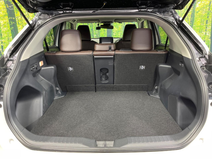 2021 Toyota Yaris Cross 6AA-MXPJ10 (UW-69f021df372c6)[27]