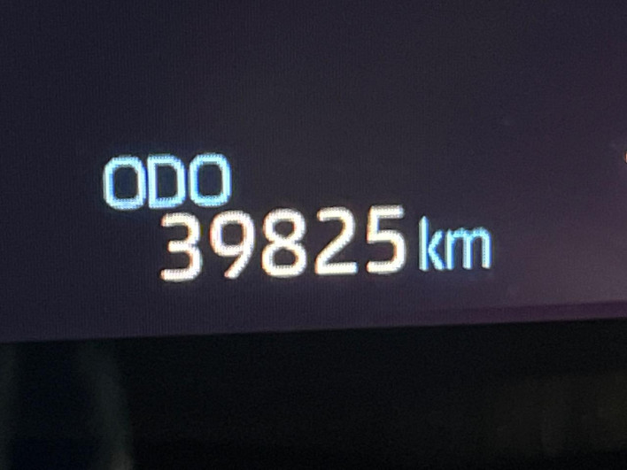 2023 Toyota Yaris Cross 6AA-MXPJ10 (UW-69f021dfd8b97)[2]