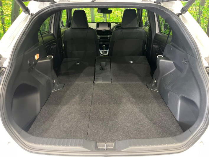 2023 Toyota Yaris Cross 6AA-MXPJ10 (UW-69f021dfd8b97)[10]