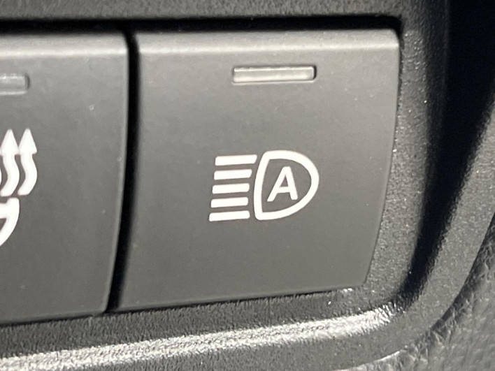 2023 Toyota Yaris Cross 6AA-MXPJ10 (UW-69f021dfd8b97)[19]