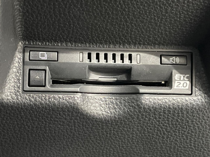 2023 Toyota Yaris Cross 6AA-MXPJ10 (UW-69f021dfd8b97)[21]