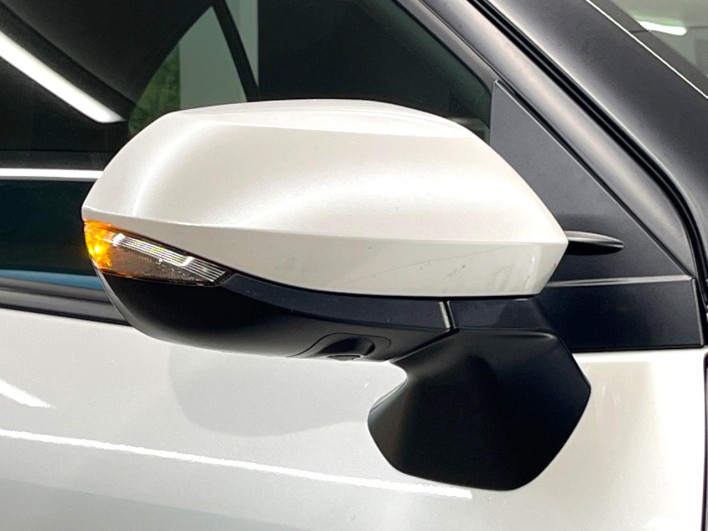 2023 Toyota Yaris Cross 6AA-MXPJ10 (UW-69f021e00bbb0)[18]