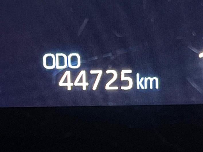 2023 Toyota Yaris Cross 6AA-MXPJ10 (UW-69f021e00bbb0)[2]