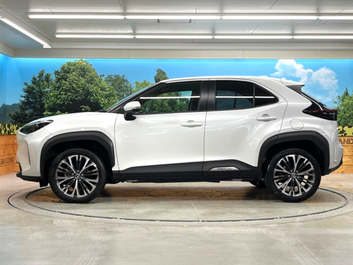 2023 Toyota Yaris Cross 6AA-MXPJ10 (UW-69f021e00bbb0)[11]