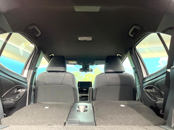 2023 Toyota Yaris Cross 6AA-MXPJ10 (UW-69f021e00bbb0)[6]