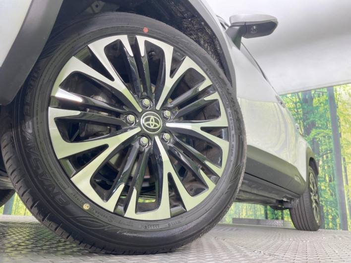 2025 Toyota Yaris Cross 6AA-MXPJ10 (UW-69f021e0a80b2)[12]